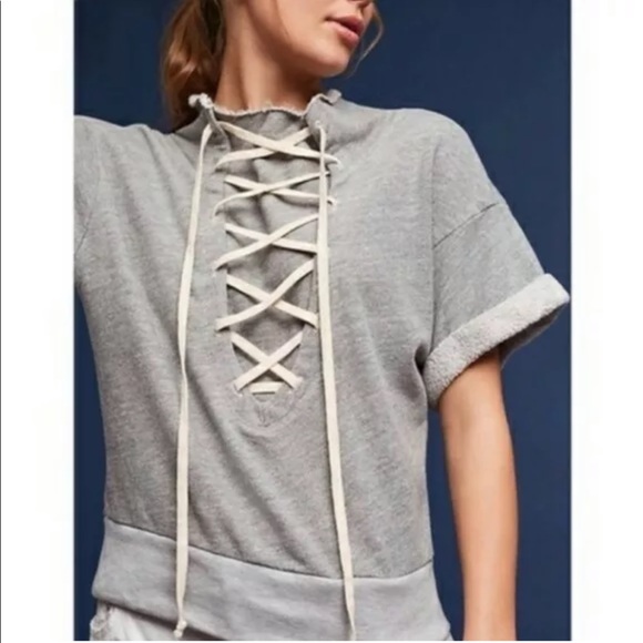 Anthropologie Tops - Anthropologie t.la Shortsleeved Sweatshirt